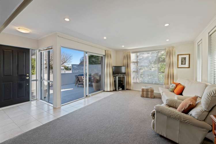 32 Fielding Crescent Farm Cove_3