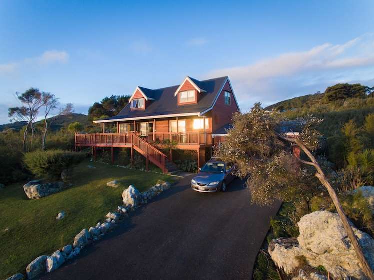 6 Lichen Grove Russell_15