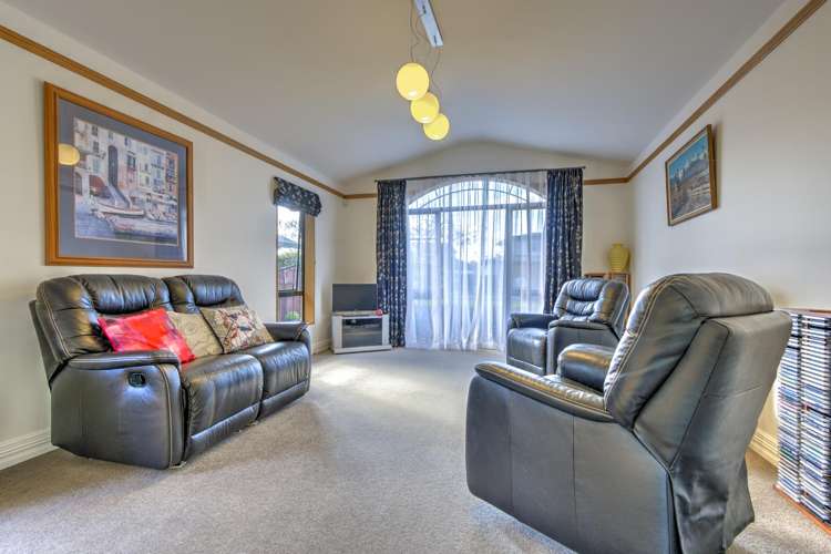 9 Montrose Crescent Huntington_16