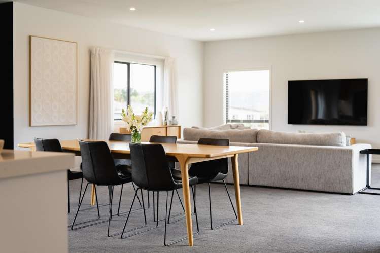 53 Heathfield Drive_3