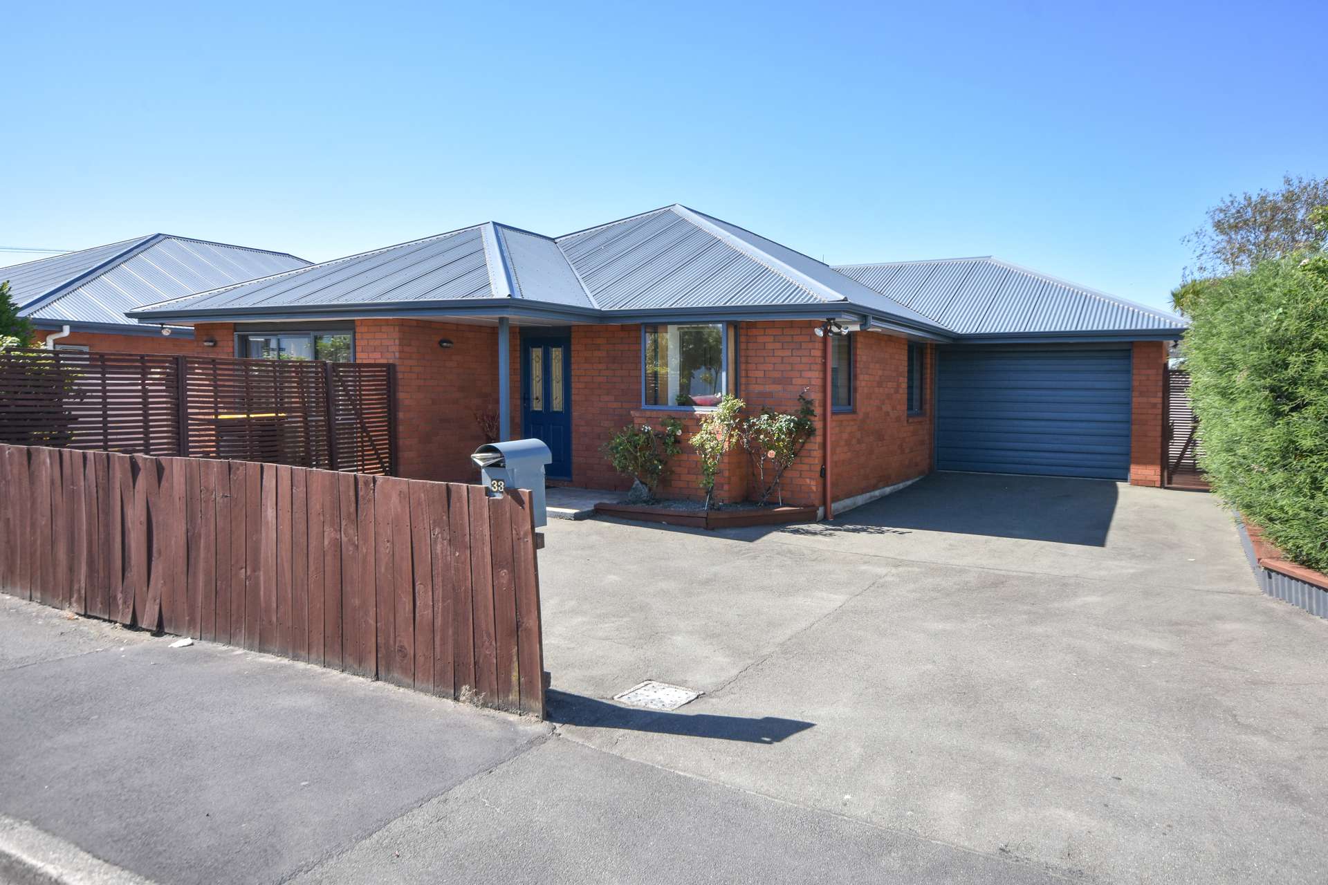 33 Macandrew Road South Dunedin_0