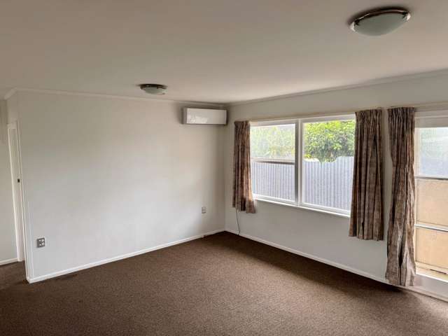 2/93 Barrack Road Mt Wellington_3
