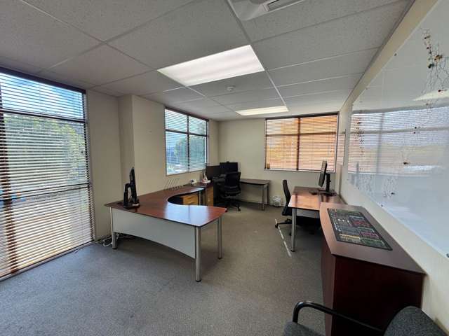 1 Airborne Road Rosedale_2