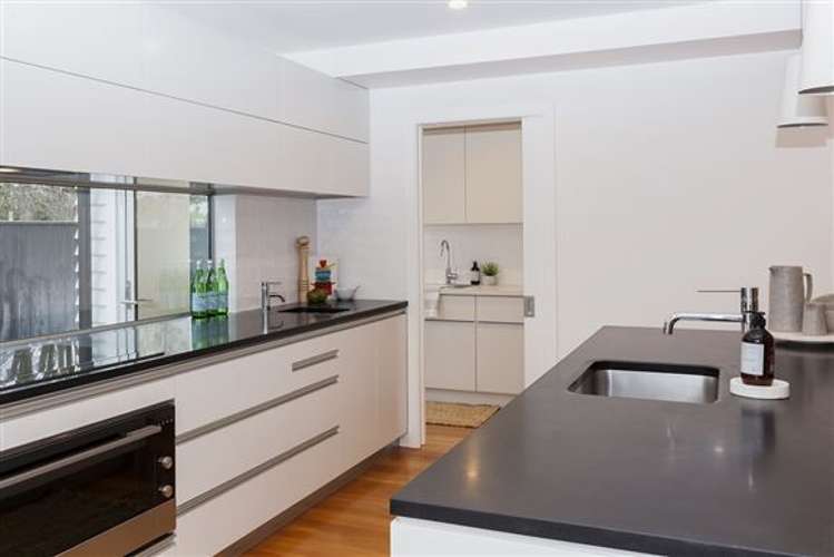 102 Heaton Street Merivale_20