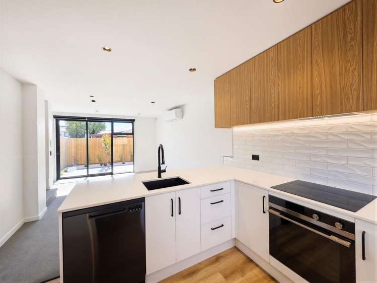 3/127 Lyttelton Street Somerfield_3