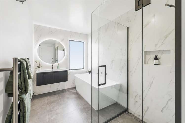 27 Candlesticks Crescent Lincoln_19