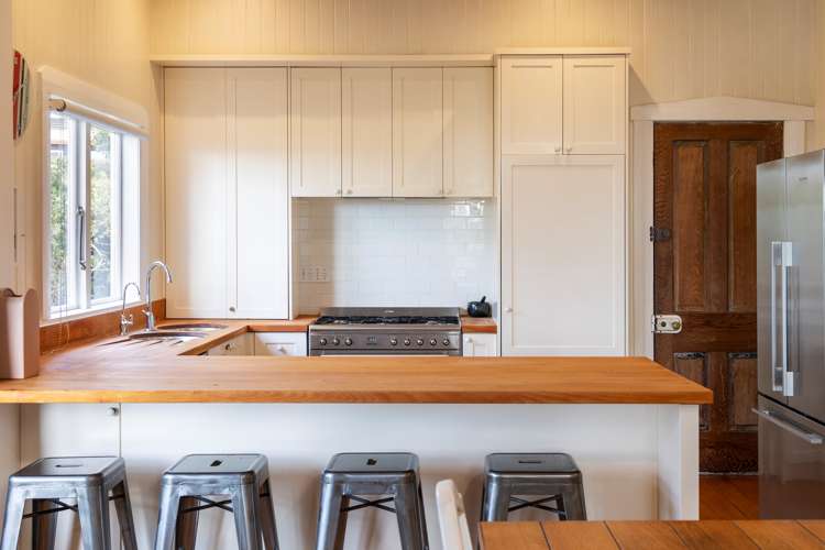 9 Seaview Terrace Mount Albert_8