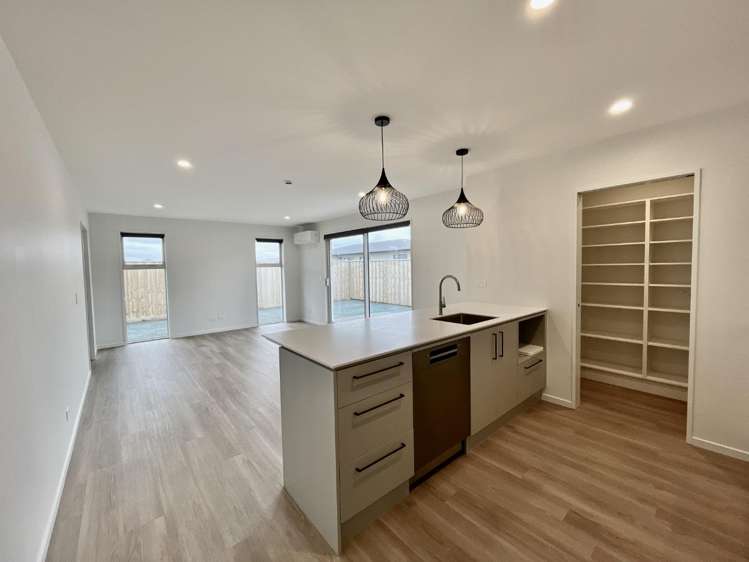 90 Monarch Drive Rolleston_4