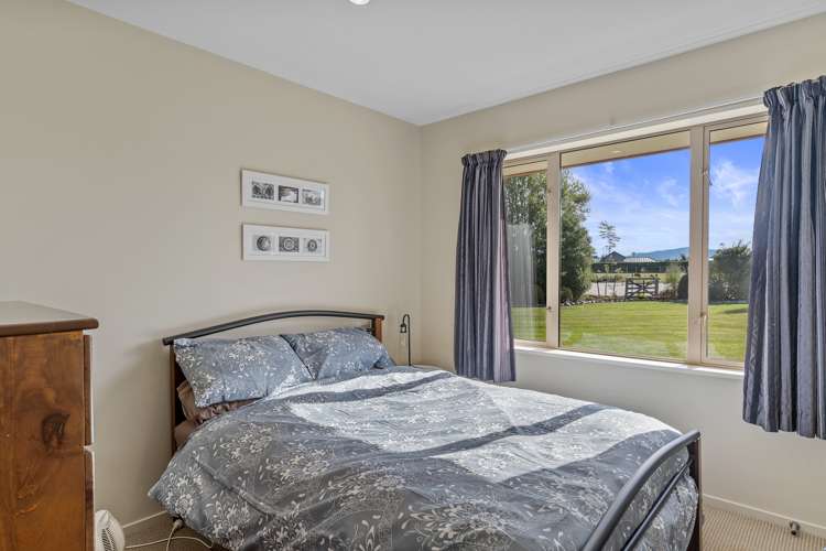 243 Mount Thomas Road Fernside_24