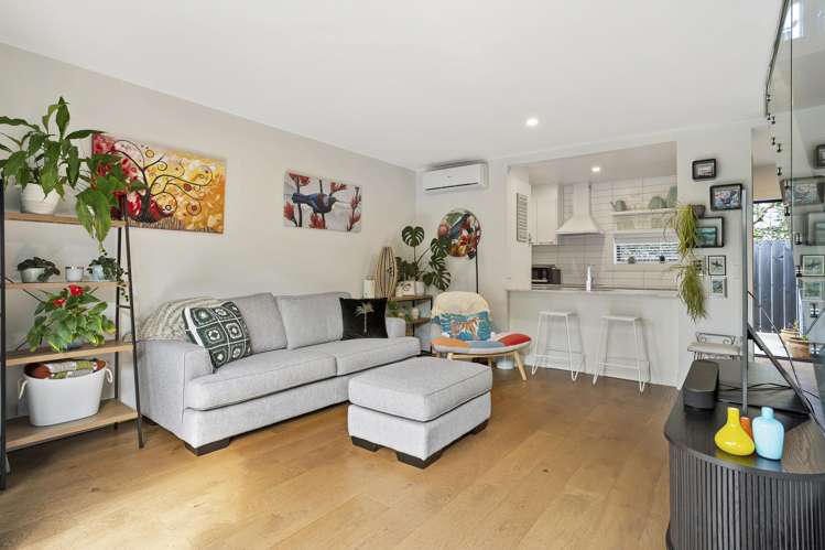 8/32C Ballarat Street_2