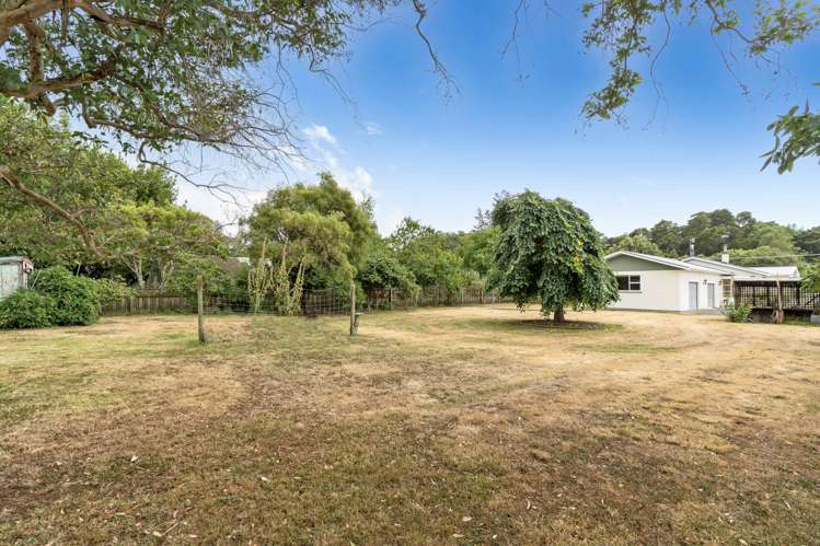 18 Kuratawhiti Street Greytown_18