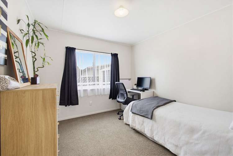 1/17 Atherfold Crescent Greenmeadows_10