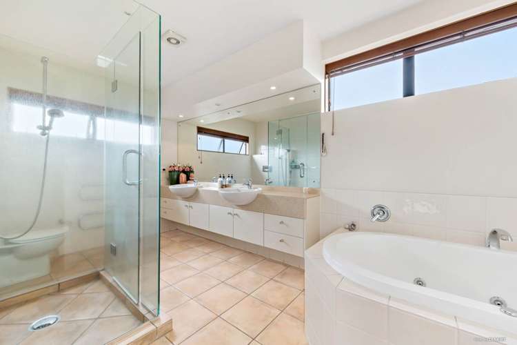 66 Manor Park Sunnyhills_8