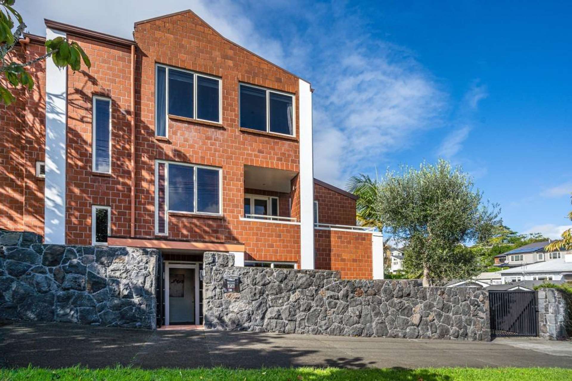 2A Koraha Street 1776_0