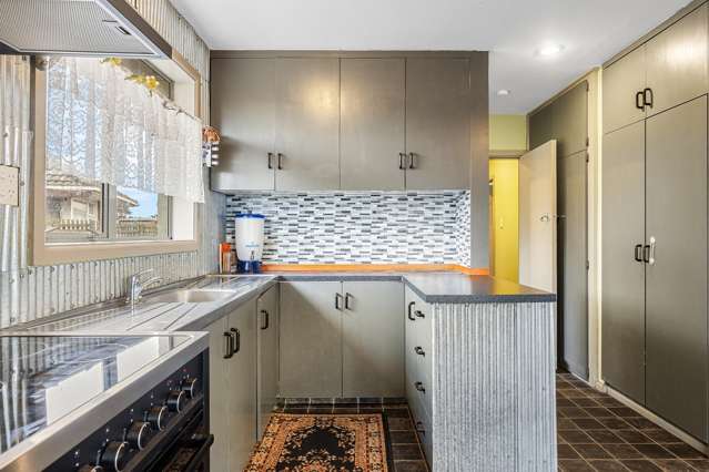 121 Cuthberts Road Aranui_3