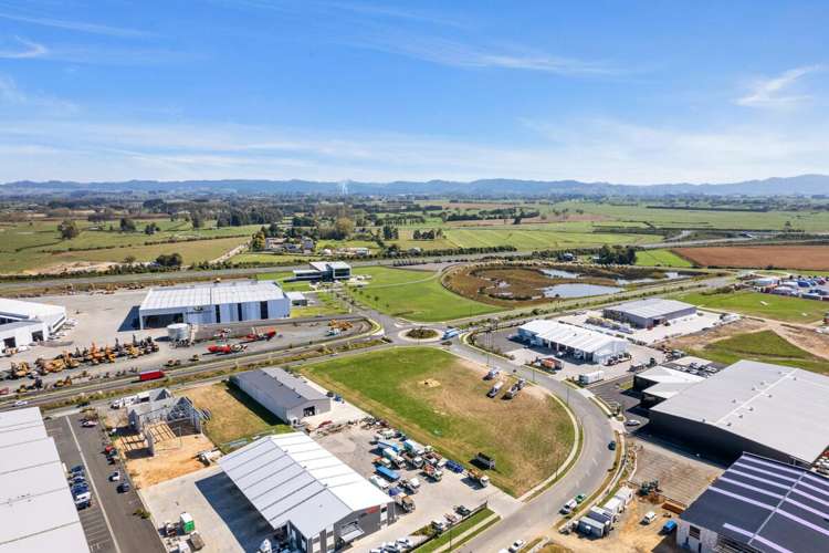 37 Earthmover Crescent Te Rapa_4