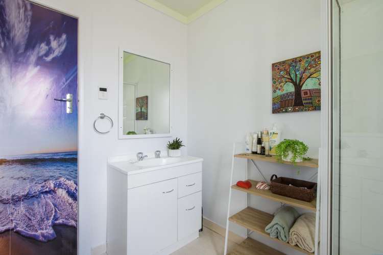 64 Consols Street Waihi_11