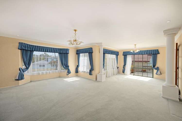 2/2 Hobie Court West Harbour_2