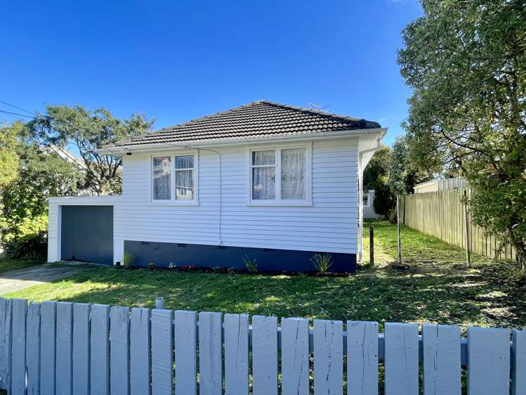 14 Durham Street Cannons Creek_18