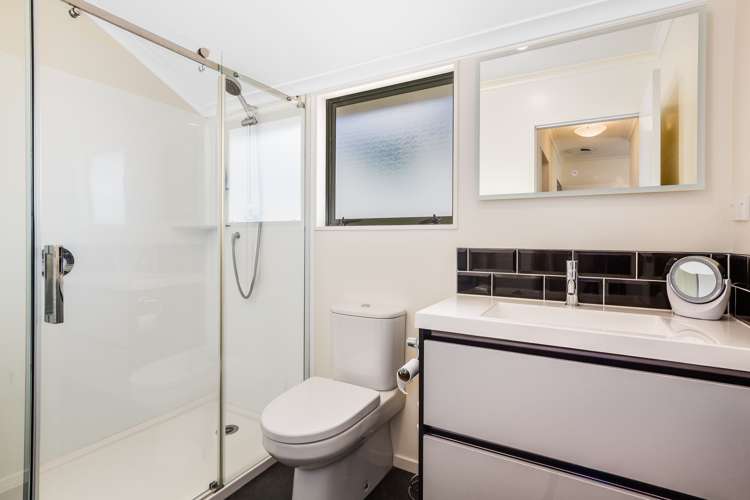 138 Woodman Drive Tawa_26