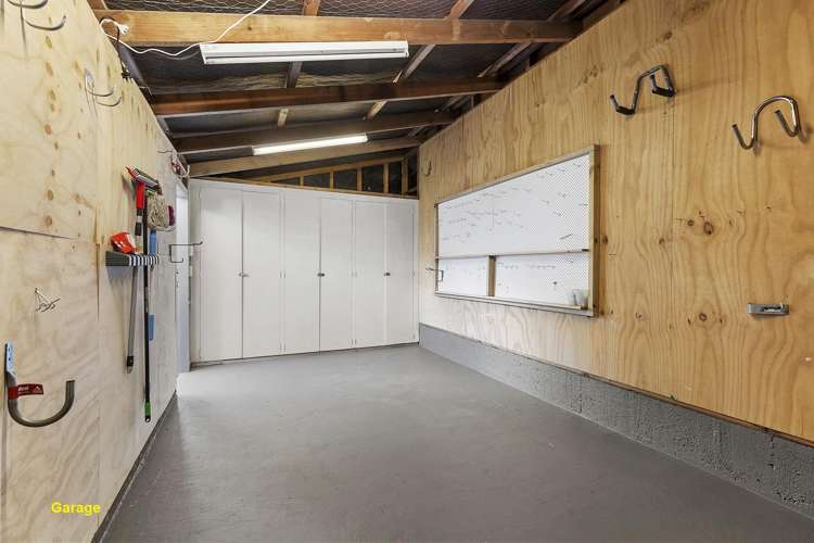 129 Akaroa Drive Maupuia_13