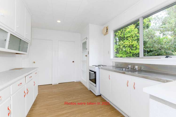 1 Hewlett Road Massey_8