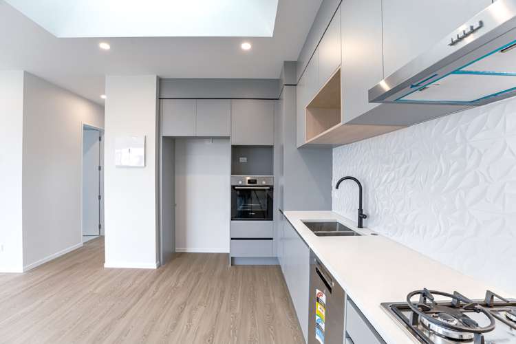 17 Puwha Street Massey_11