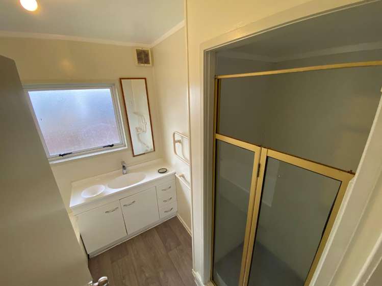 298 Bucklands Beach Road 1648_9