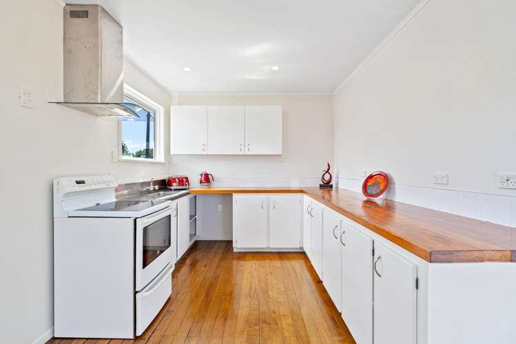 52 Handforth Street Onerahi_6