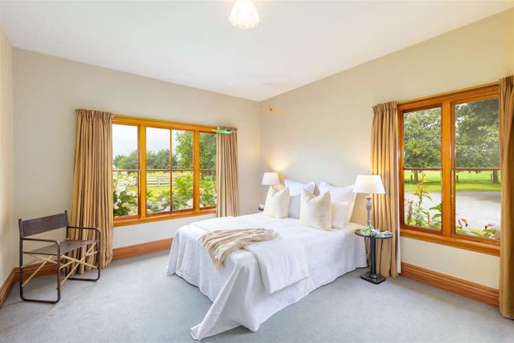 2384 South Eyre Road West Eyreton_10