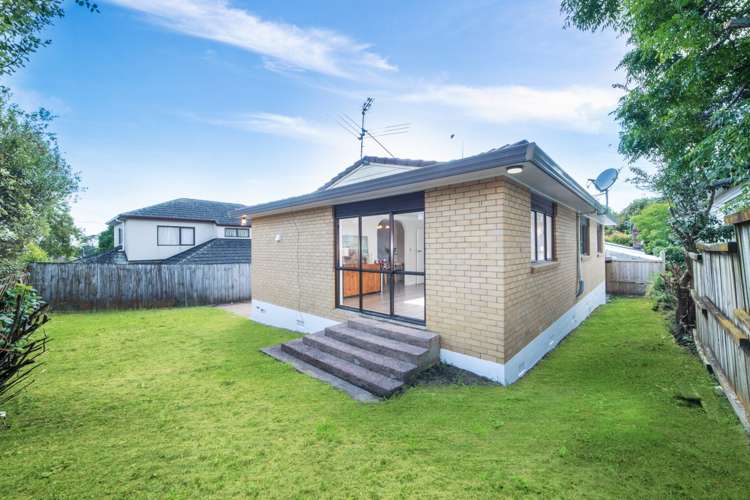 2/1515 Great North Road Waterview_9