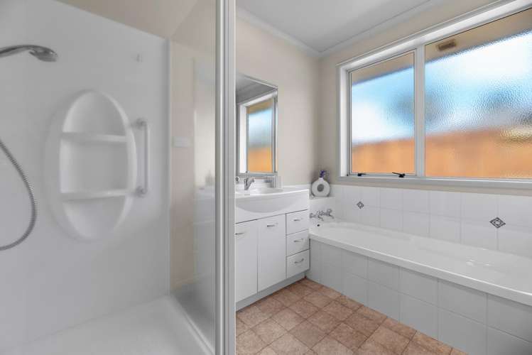 12 Beachmere Place Papamoa_12