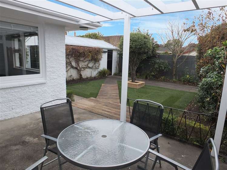 2/4 Molesworth Place Somerfield_9