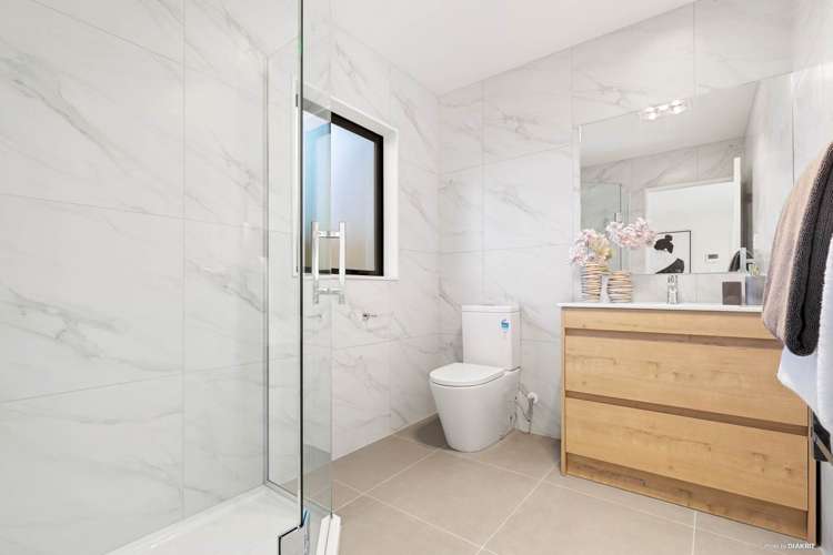 296a East Coast Road Forrest Hill_16