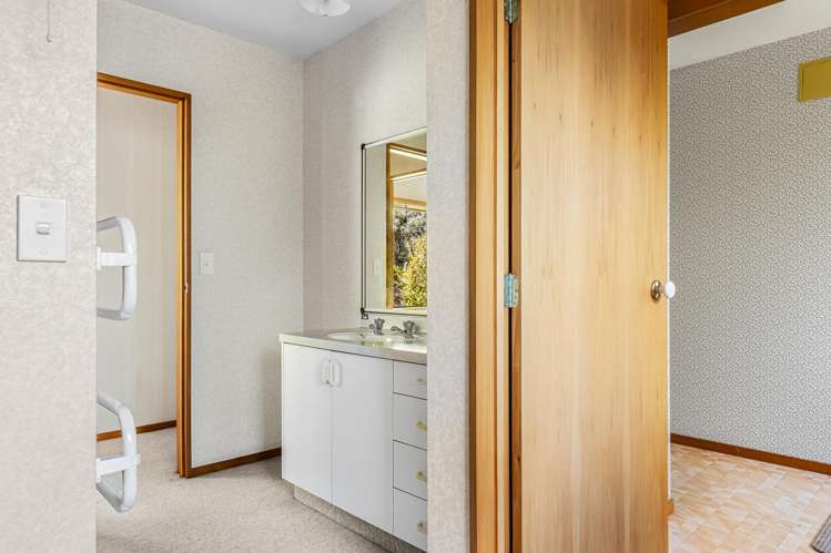 2/74 Lowry Avenue Redwood_10