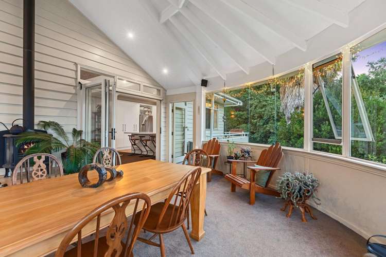 25 Gunbar Drive Welcome Bay_14