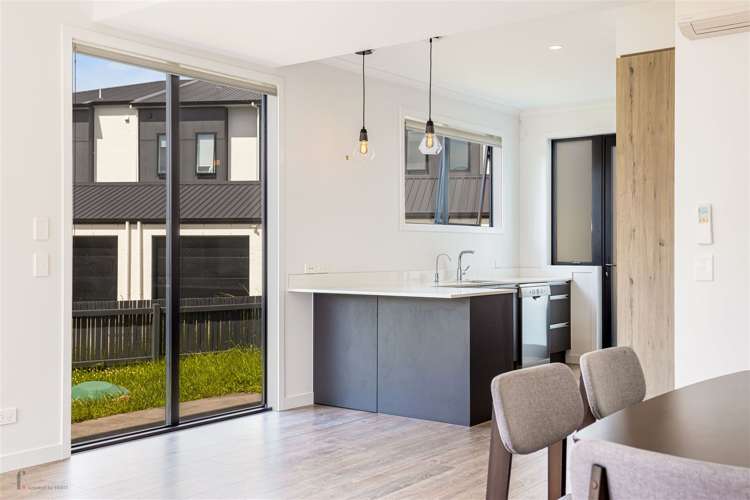 7 Frank Gill Road Hobsonville_10