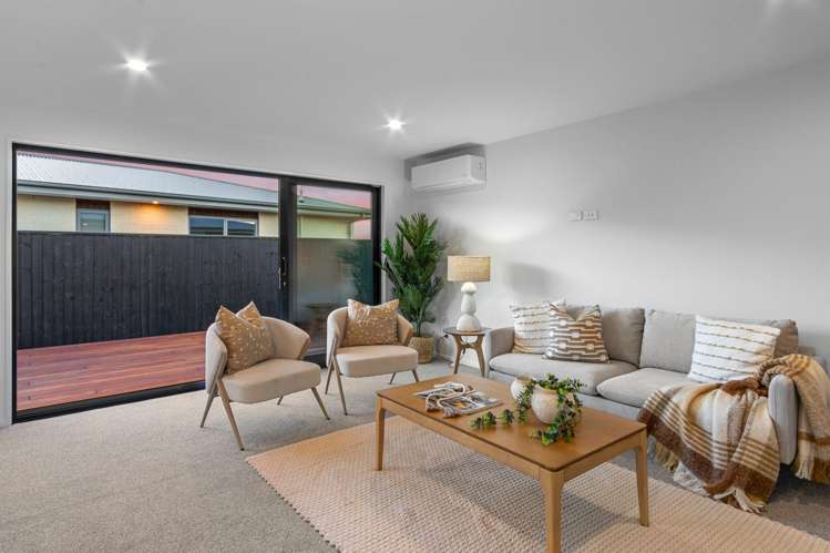 61 Whitehorn Drive_3