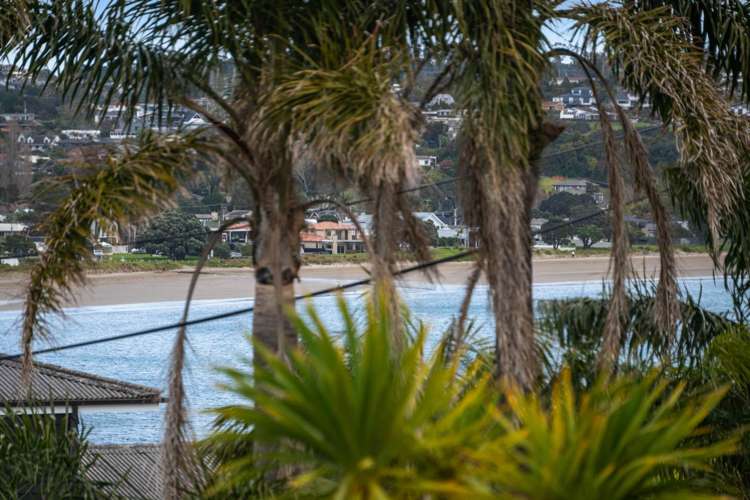 7A The Crescent Tindalls Beach_15