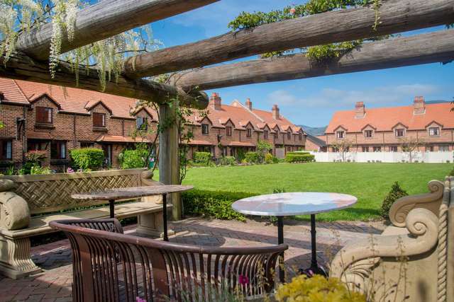 6 Point Road Monaco_1