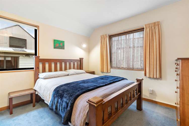 1 Hobart Street Queenstown_11