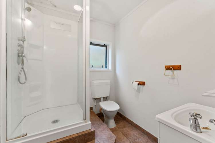 2/663 Beach Road Rothesay Bay_15