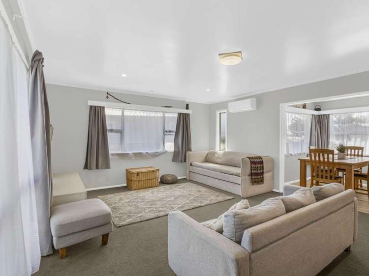 12 Hitchings Avenue Onekawa_7