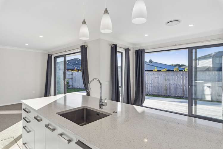 5 Pohe Street Waikanae_5