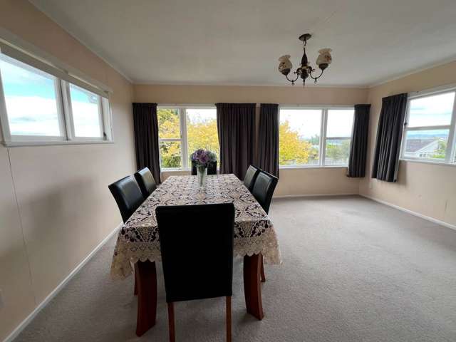 23 Ellesmere Crescent Pakuranga Heights_3
