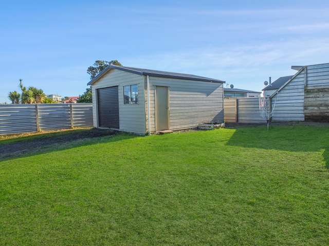 11 Chaffey Street Foxton Beach_2