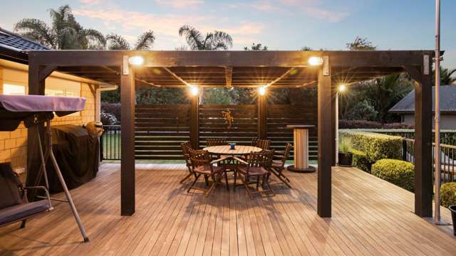 24 Glencairn Place, Buckland Pukekohe_1