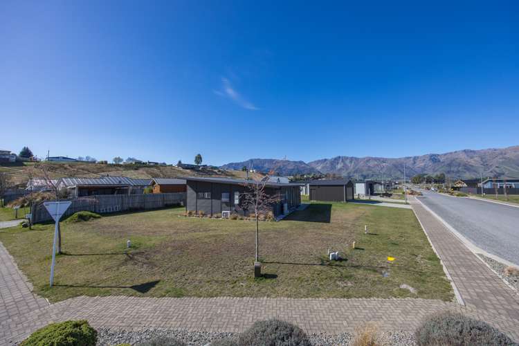 57 Hewson Crescent Lake Hawea_16