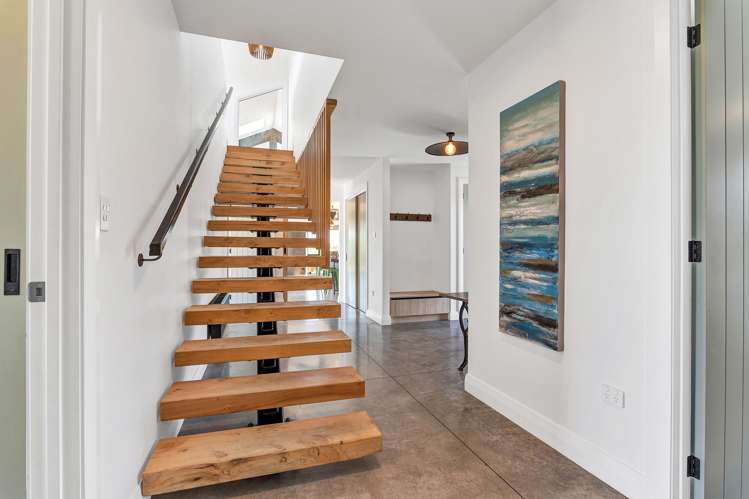 323 Koru Road Koru_14