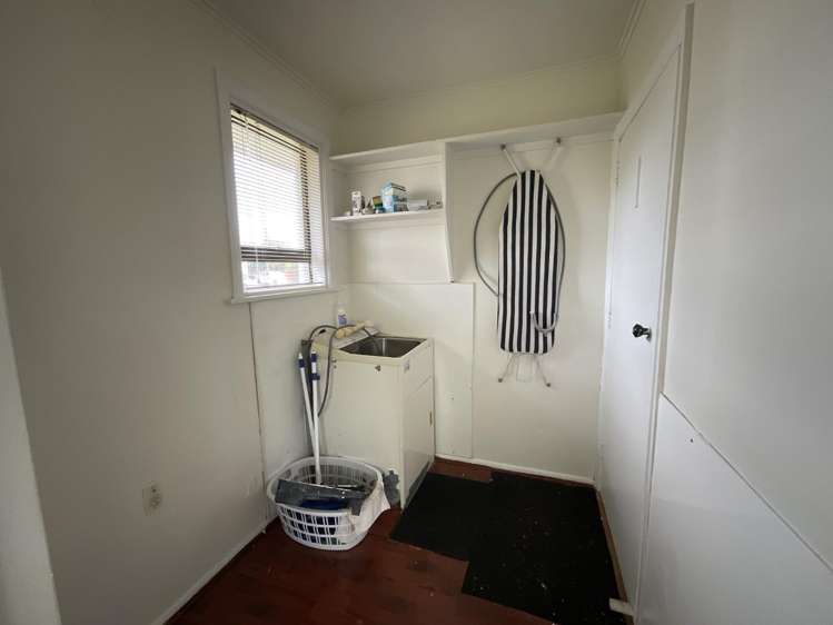 1 Hutt Road Manurewa_12